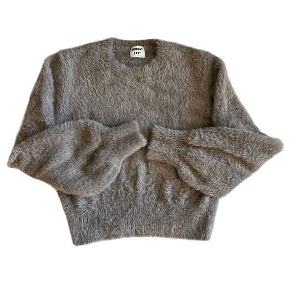 Aritzia Sunday Best Fuzzy Kitten Sweater Size S - Picture 2 of 6